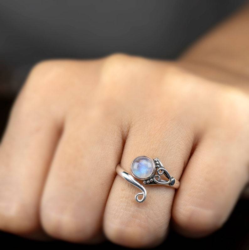 Creative Bohemian Retro Moonstone Ancient Silver Fashion Ring