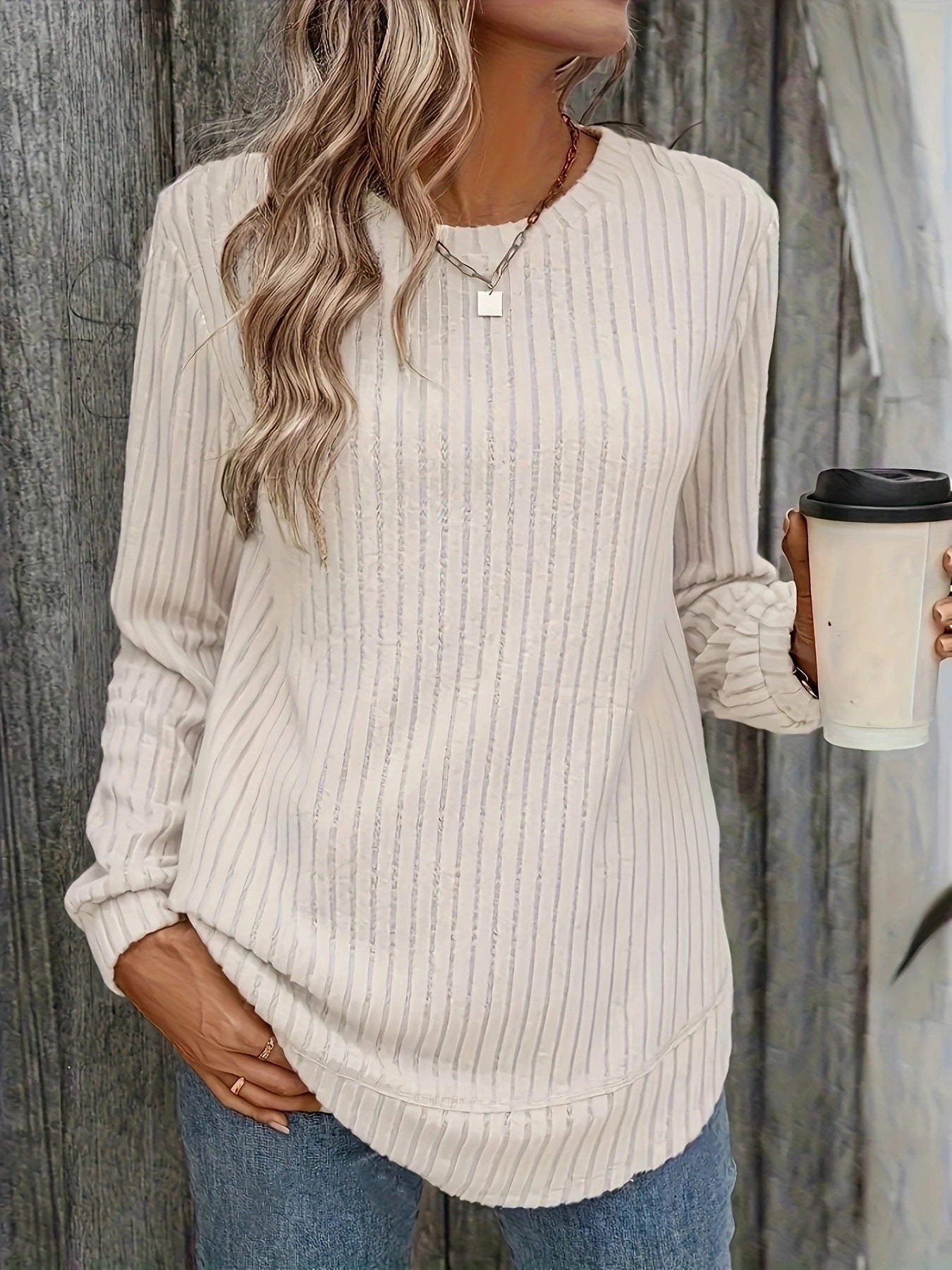 European And American Loose Crew Neck Top